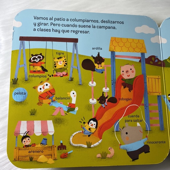 Baby/Toddler/Children Board Book in Spanish " Los Nombres de las Cosas" Tapitas - Picture 8 of 16